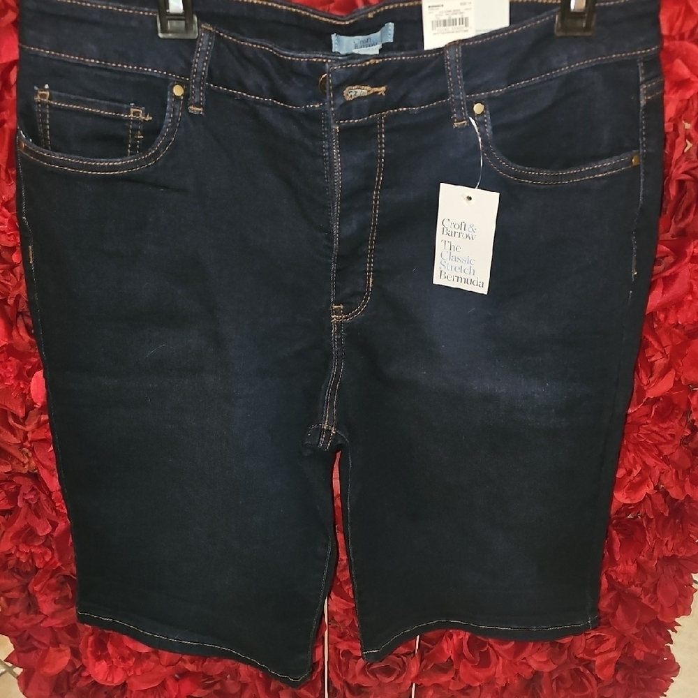 Croft & Barrow NWT Dark Blue Stretch Bermuda Midrise Jean Shorts Size 14